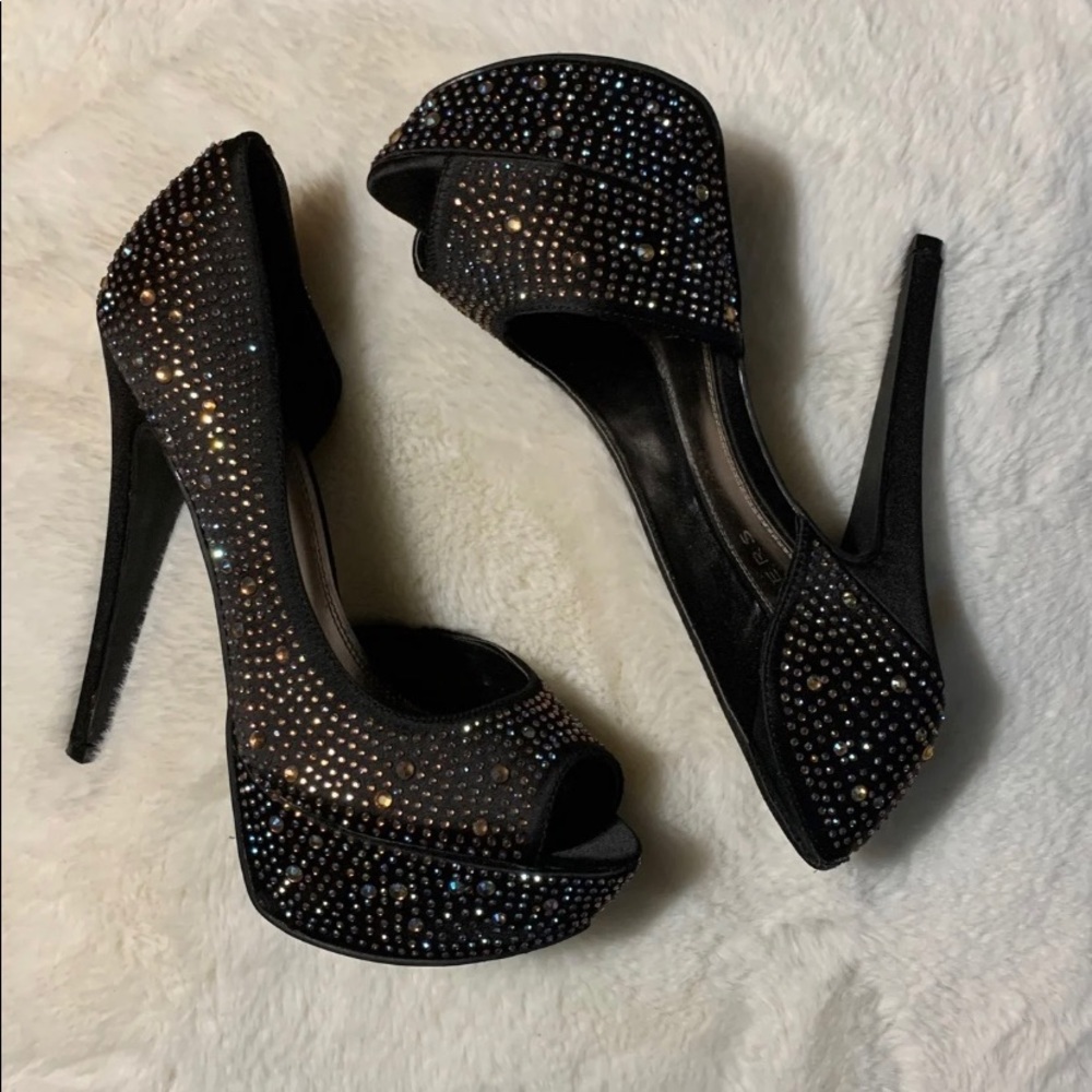 Bakers “Showstopper” Heels & Purse
